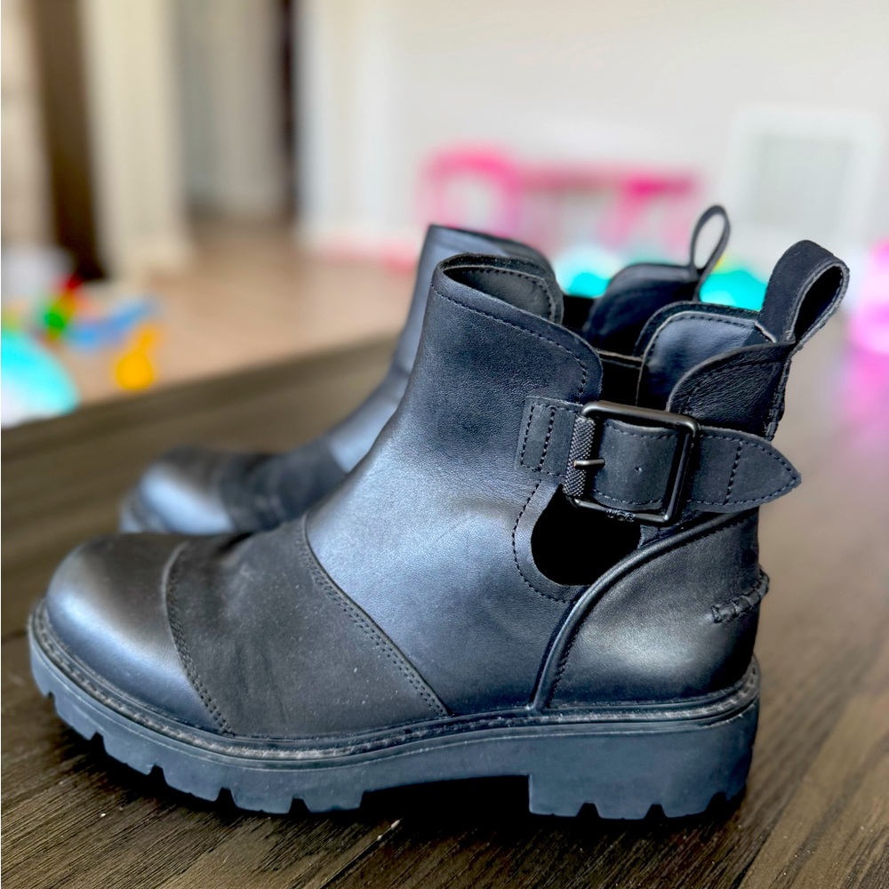 Ugg Stockton - Picture 5 of 12